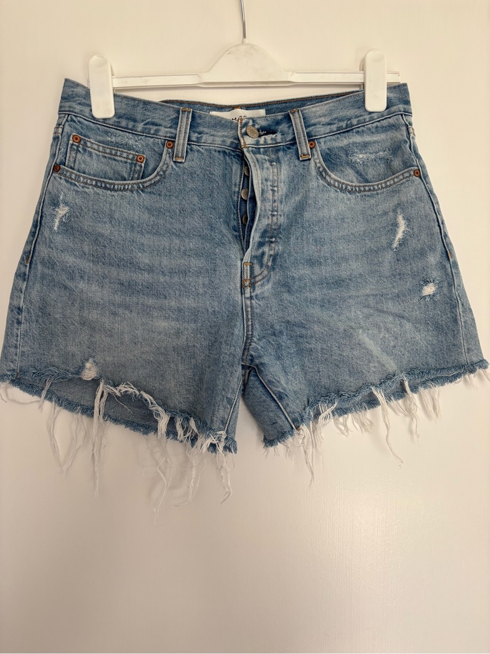 DENIM FORUM Light Wash Distressed Denim Shorts - Casual Women's Summer Shorts